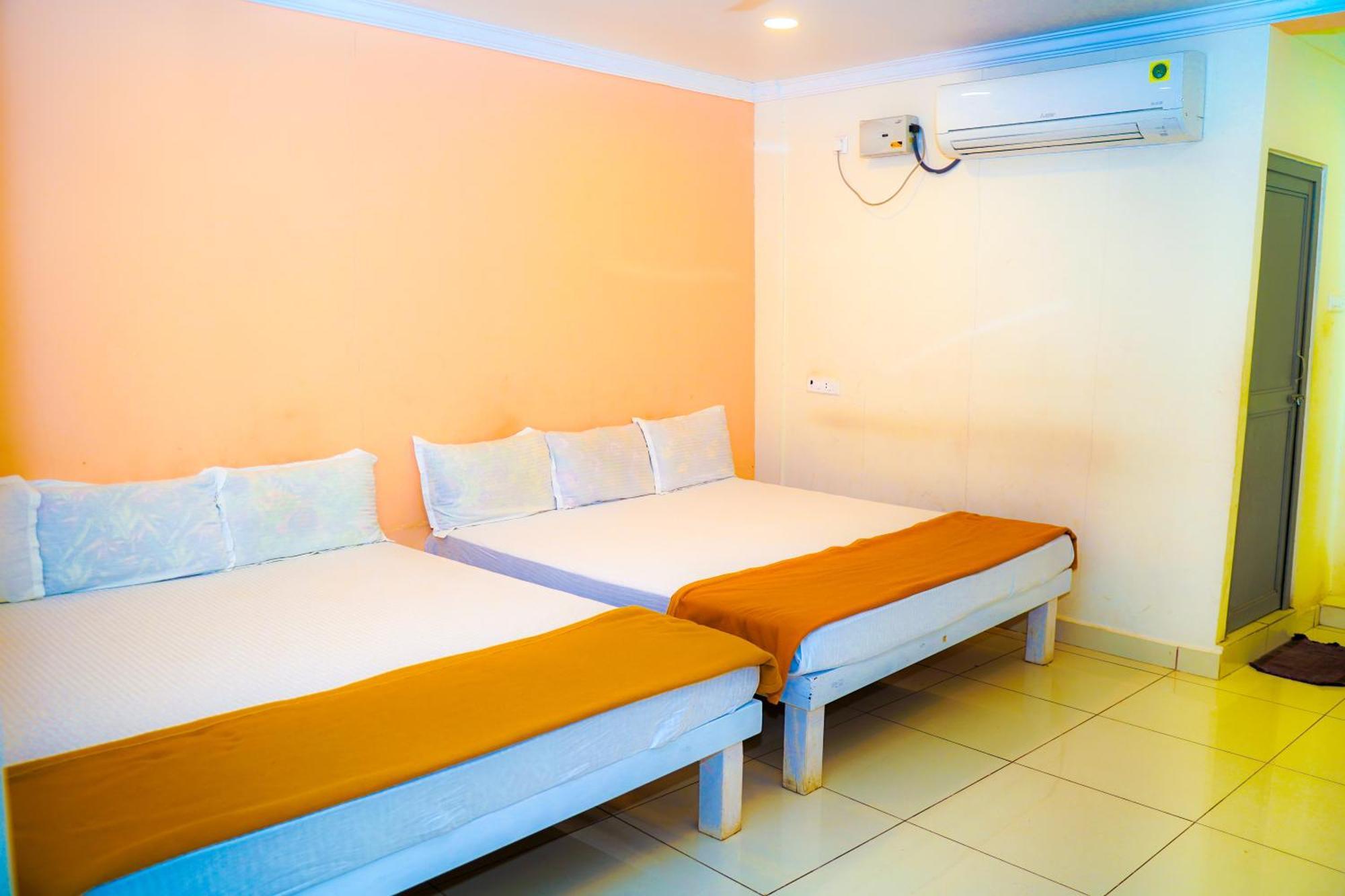 Aditi Rooms Tiruchirappalli 外观 照片