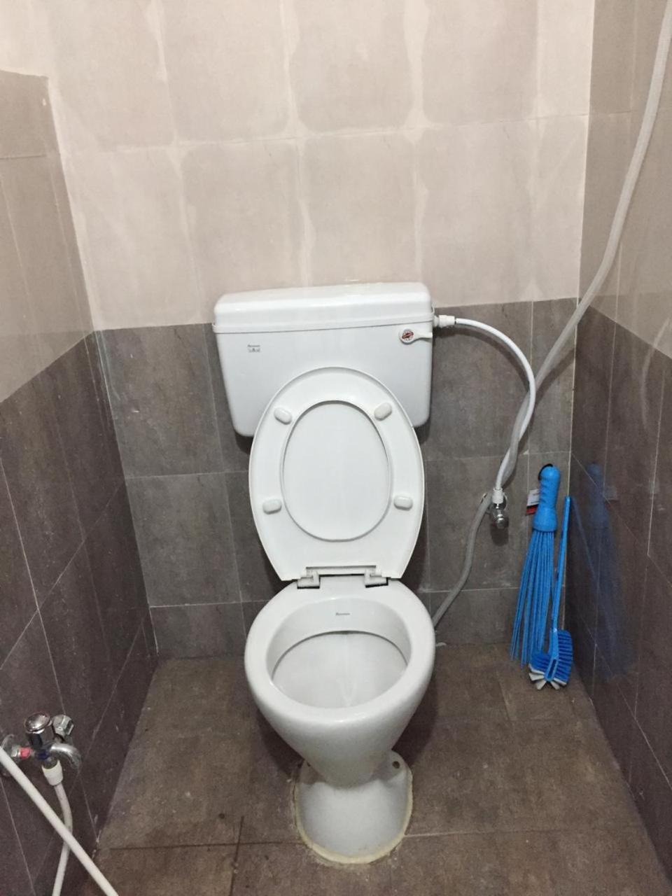Aditi Rooms Tiruchirappalli 外观 照片